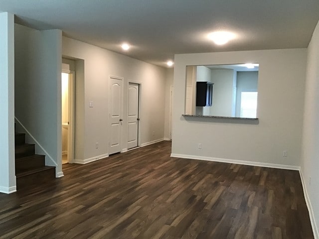 12318 Commander Dr, San Antonio, TX 78252 - photo 4