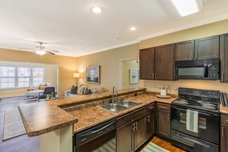 200 Crestview Church Rd, Warner Robins, GA 31088