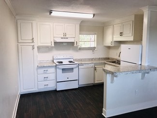 3901 W 4th St, Hattiesburg, MS 39401