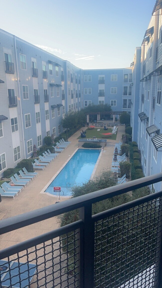 201 Twenty One, Norfolk, VA 23517 - photo 3