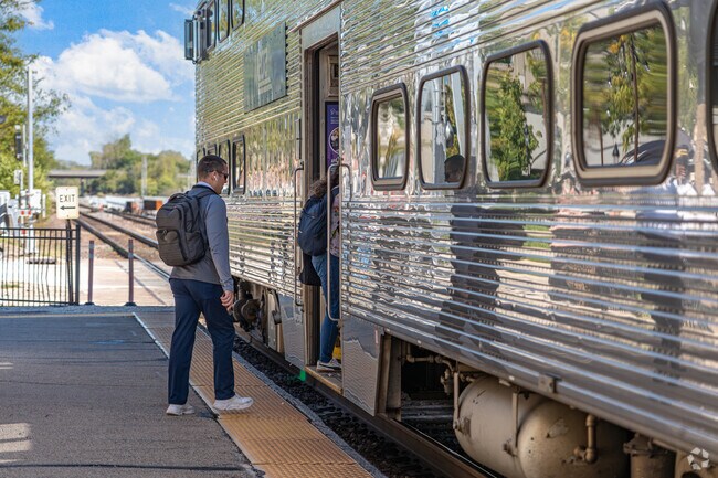 Residents can use the Metra located in downtown Geneva to be in Chicago in an hour and a half.