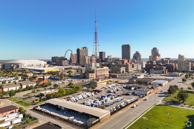 Beautiful view of downtown St.Louis from Columbus Square neighborhood.