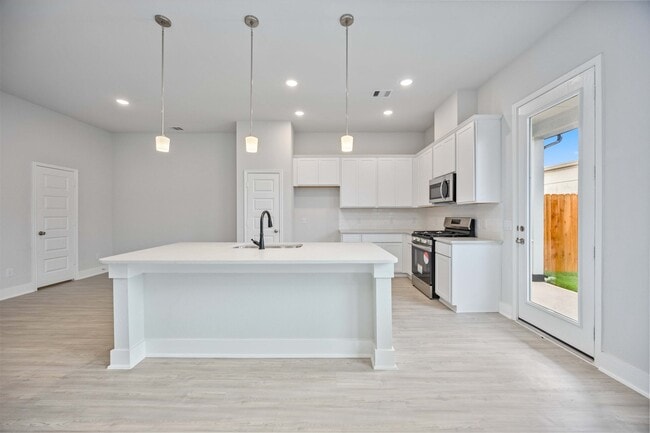 3008 La Rambla Dr, Houston, TX 77047 - photo 7