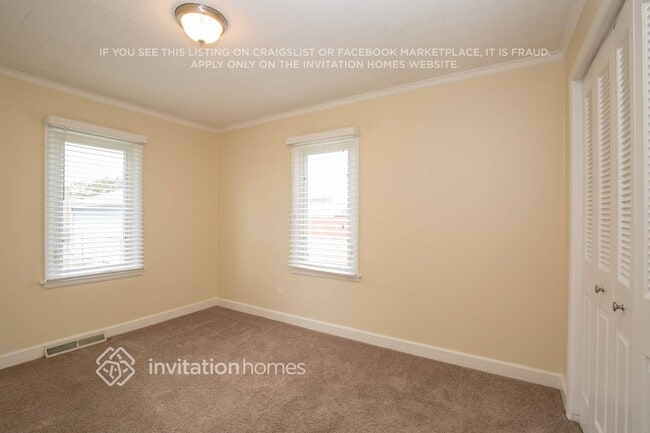 7928 Menard Ave, Burbank, IL 60459 - photo 5