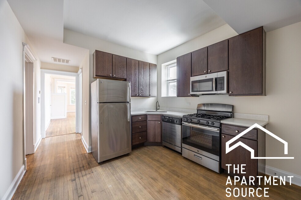 2816 N Troy St unit 2F, Chicago, IL 60618 - photo 1