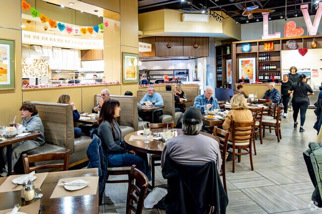 Restaurants such as Spuntino can be found in nearby St. James.