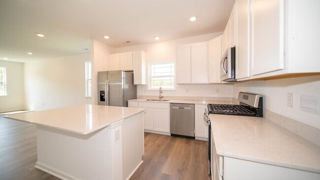 6084 Cascades Dr, Whitestown, IN 46075 - photo 4