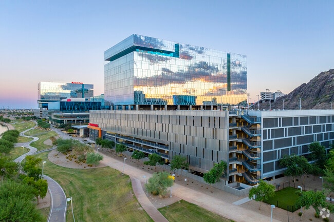 Alameda's proximity to major businesses creates excellent job opportunities for residents.