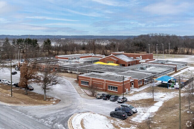 Students at Cedar Grove Elementary School are 47% proficient in reading.