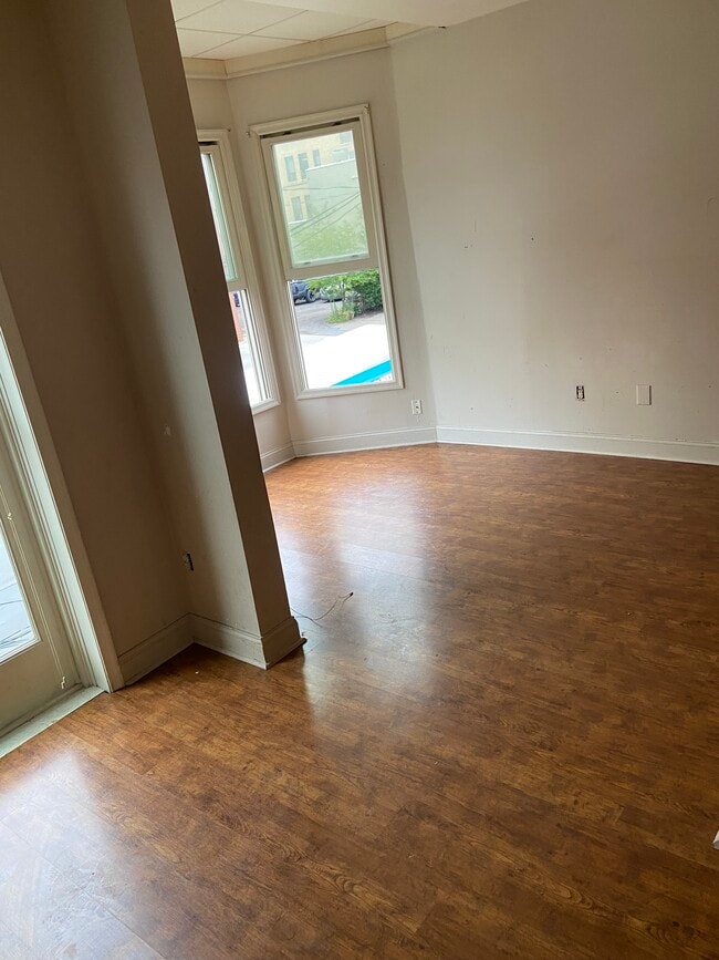 312 N Washington Ave unit Second floor, Scranton, PA 18503 - photo 7