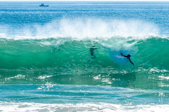 The Wedge in Newport Beach City offers world-famous surfing and bodysurfing with 30 foot waves.