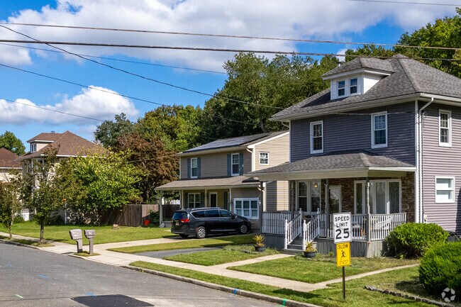 Four square homes with porches are an option in Depftord Township.