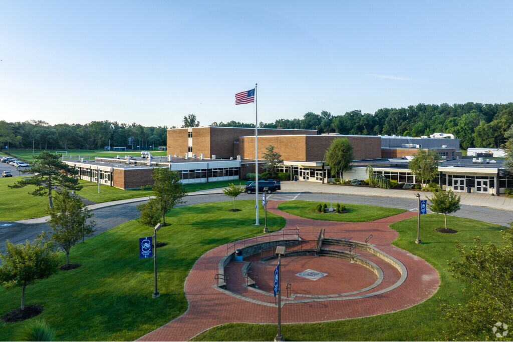 Suffern High School offers great academic and athletic opportunities to its students.