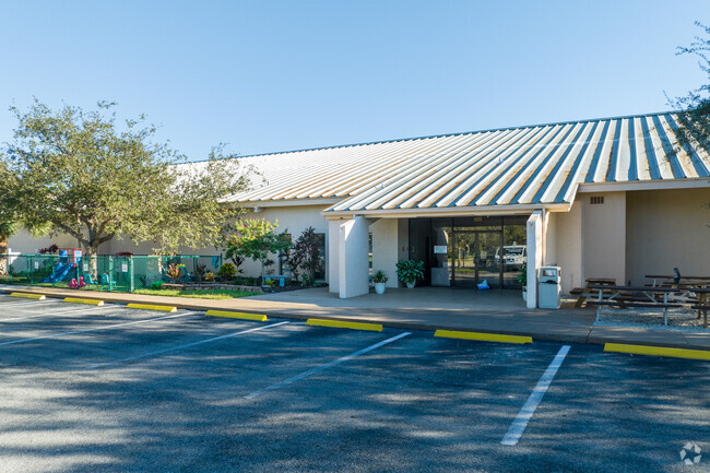 Bonita Springs Academy in Bonita Springs has kids through 8th Grade.
