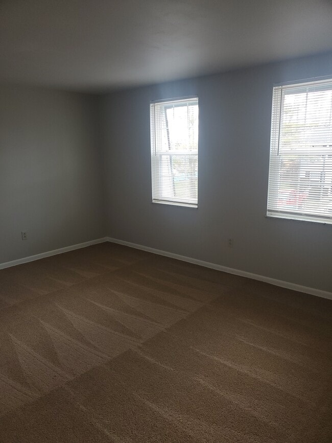 20 Eastgate Ave W, West Jefferson, OH 43162 - photo 7