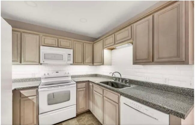 182 Antler Ridge Cir, Nashville, TN 37214 - photo 5