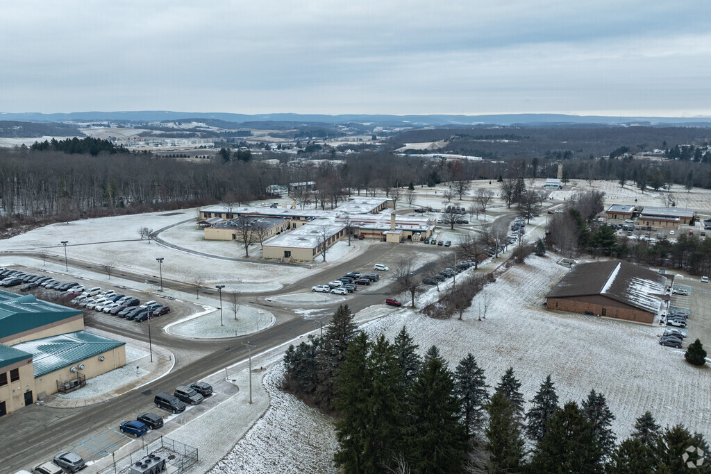 Eagle View Elementary School sits just above Maple Ridge.