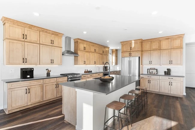 1250 Bridgefield Rd, Castle Pines, CO 80108 - photo 2