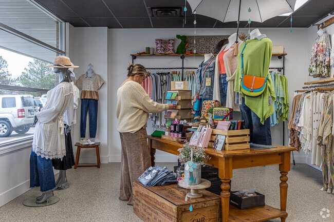 Chester Township women go to Blondie Blossom Boutique for stylish clothing and accessories.