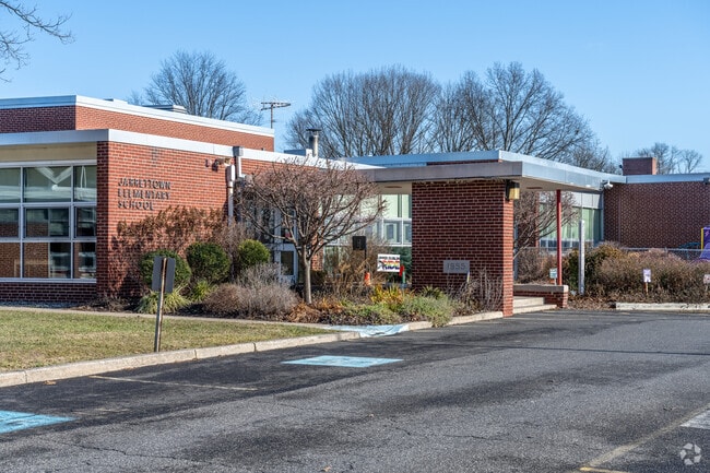 Young students can attend Jarrettown Elementary school in Wyncote