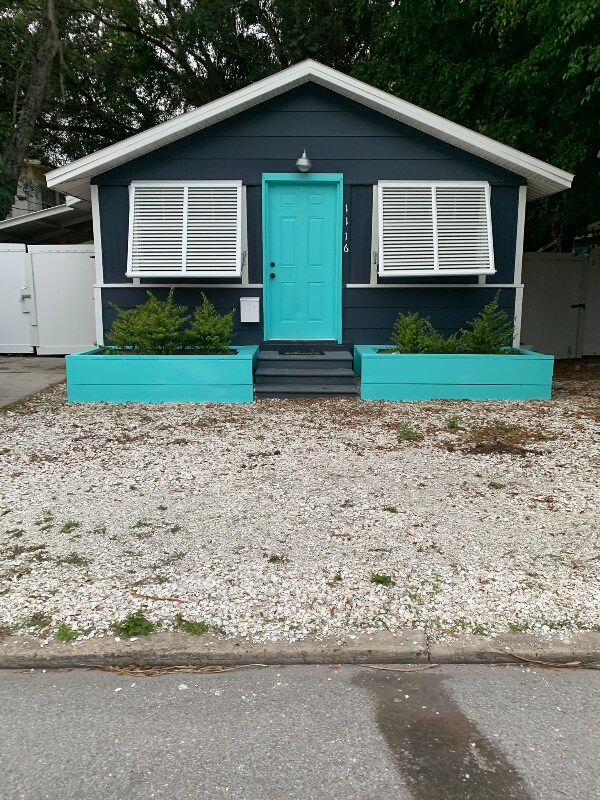 1116 17th St W, Bradenton, FL 34205