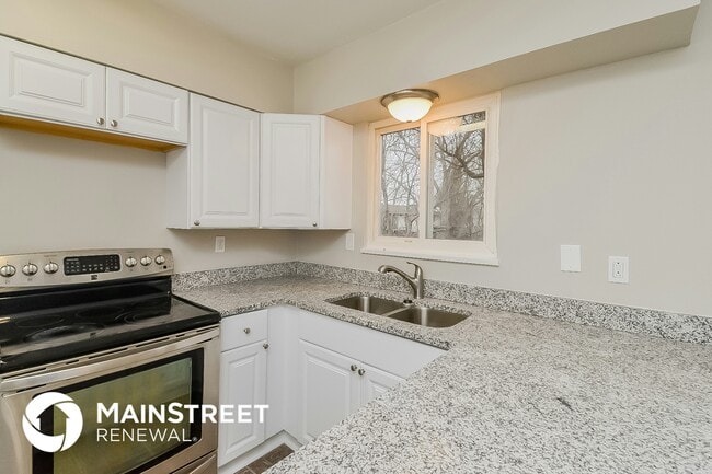 1430 Luna Vista St, Colorado Springs, CO 80911 - photo 7