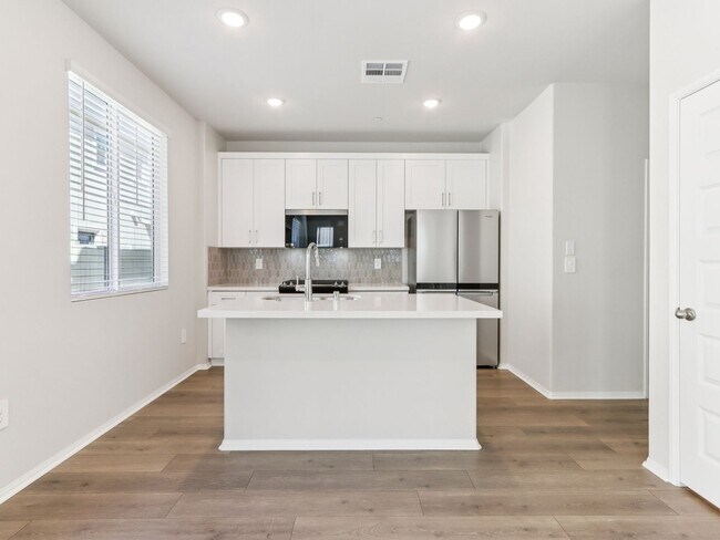 28474 Via Rioja, Temecula, CA 92591 - photo 6