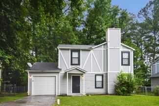 5438 Farmview Close, Stone Mountain, GA 30088