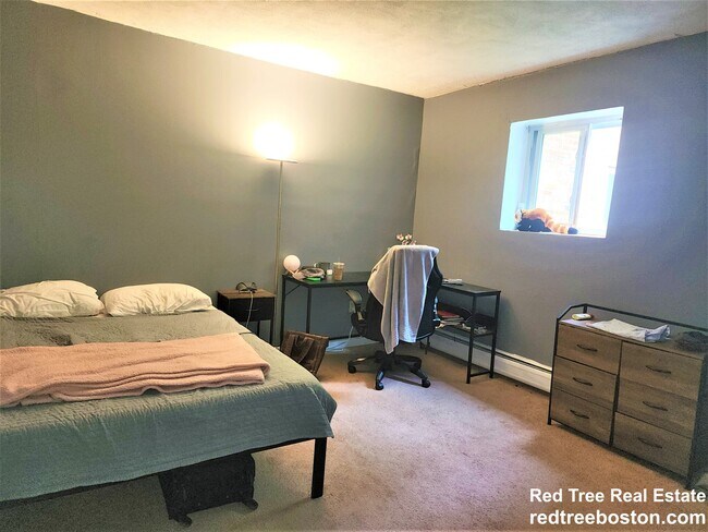 35 Westgate Rd unit 3, Chestnut Hill, MA 02467 - photo 5