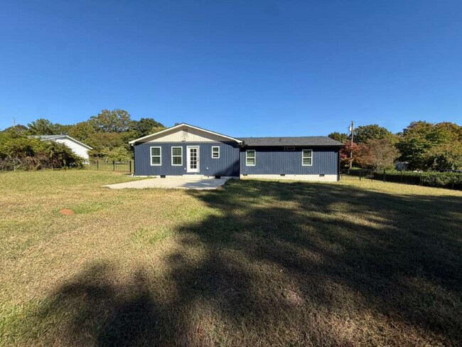 11 Cobblestone Ln NW, Concord, NC 28027 - photo 6