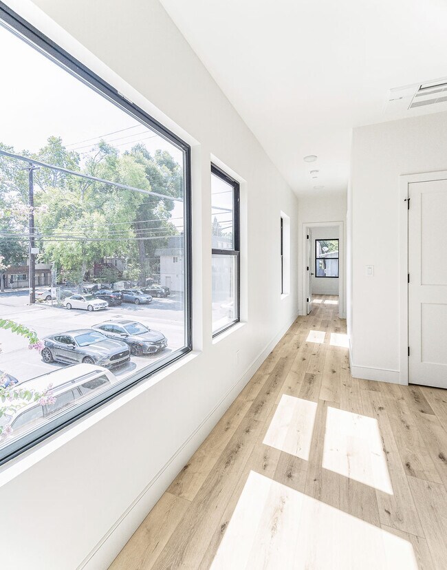 1323 Democracy Aly unit 1, Sacramento, CA 95814 - photo 7