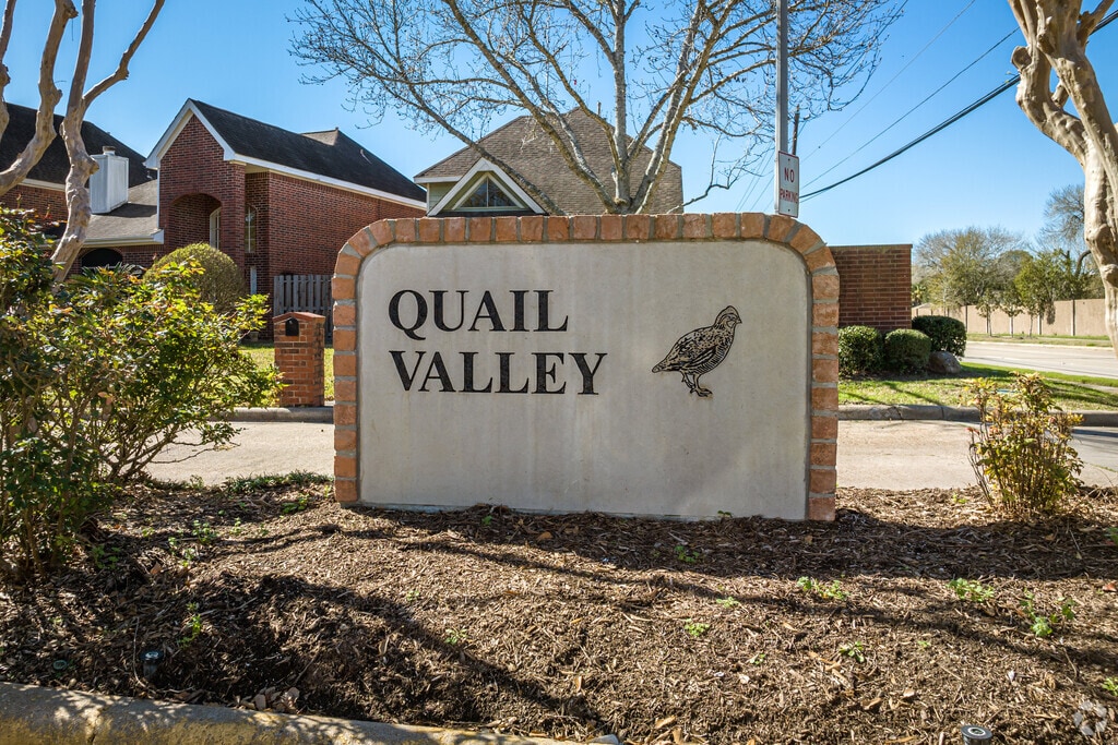 About Quail Valley | Schools, Demographics, Things to Do - Homes.com