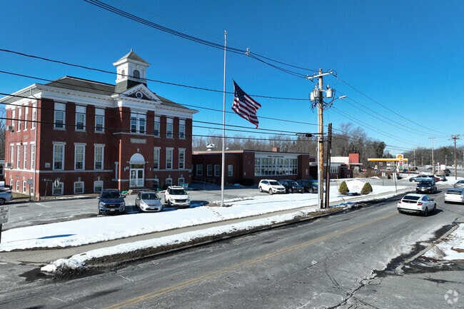 Fishkill Elementary School covers grades PK-6th grade.