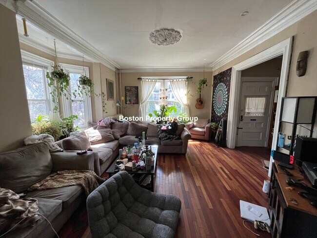 15 Sparhawk St unit 1, Brighton, MA 02135 - photo 2