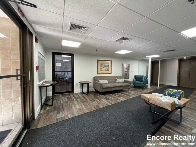 385 Massachusetts Ave unit 79, Arlington, MA 02474 - photo 5