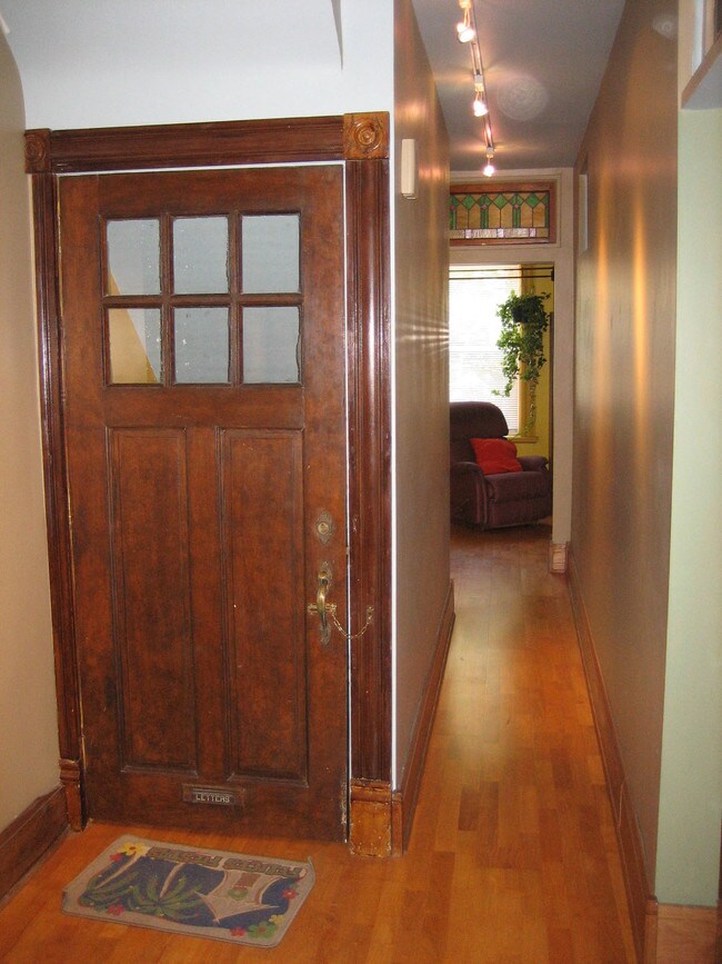 719 Savannah Ave, Pittsburgh, PA 15221