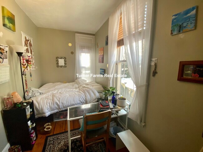 44 Delle Ave unit 2, Roxbury Crossing, MA 02120 - photo 3