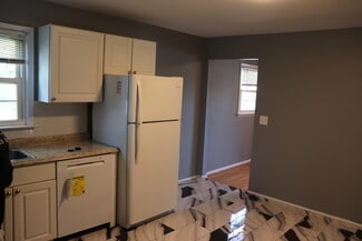 30 Riverside Dr Unit 30, Fairfield, CT 06824