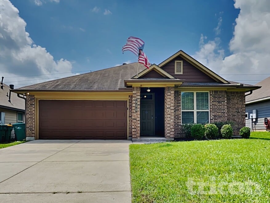 955 Oak Falls Dr, Willis, TX 77378 - photo 1