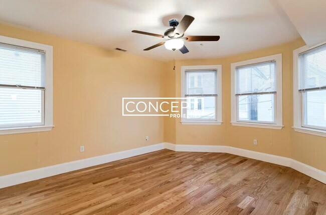 166 Boylston St unit 1, Jamaica Plain, MA 02130 - photo 4