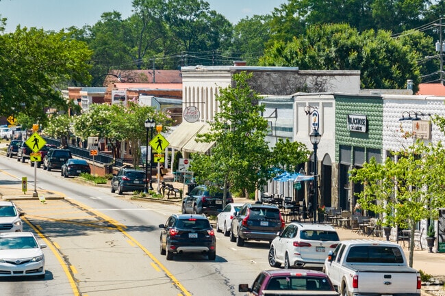 Just off of Interstate 75 and 40 minutes from Atlanta, Locust Grove is a great place to live.