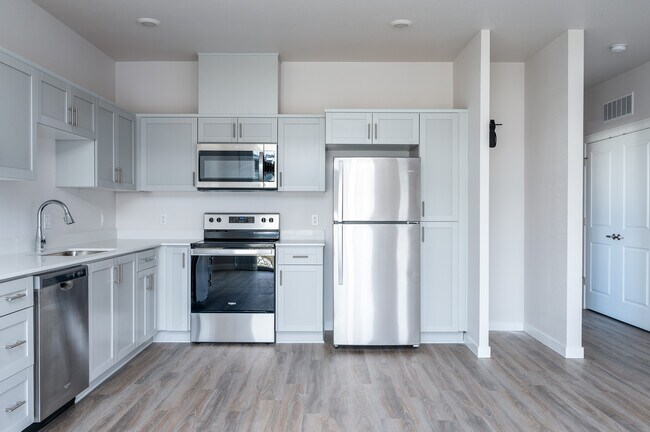 The Vaughn, Portland, OR 97210 - photo 2