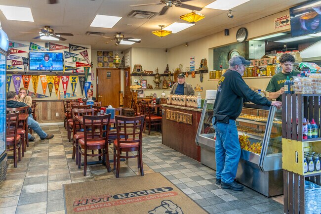 Hamburg Hot Bagels is a local favorite for residents of Hardyston.