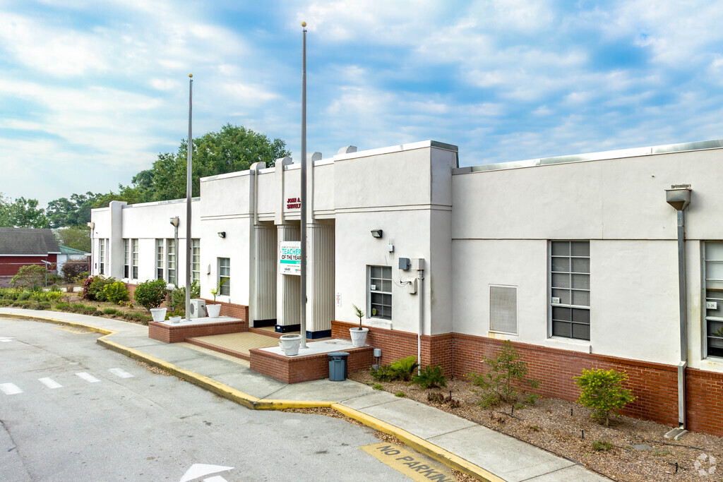 Home of the Tigers, John Snively Elementary School prepares students for the future through rigorous academics, and a 