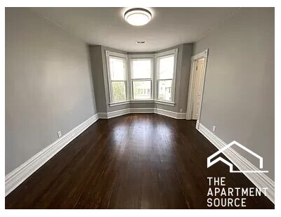 3331 N Whipple St unit 1, Chicago, IL 60618 - photo 1
