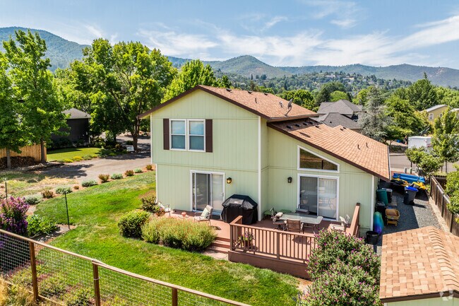 Homes with spacious front yards are common in Railroad District.