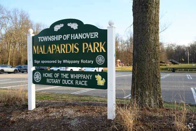 Malapardis Park is located in the northern area of Cedar Knolls.