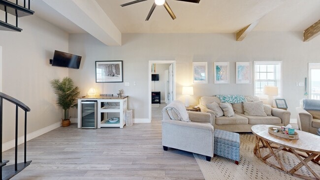 1890 Atlantis Ln, Crystal Beach, TX 77650 - photo 2