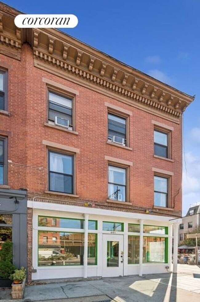 601 Vanderbilt Ave, Brooklyn, NY 11238