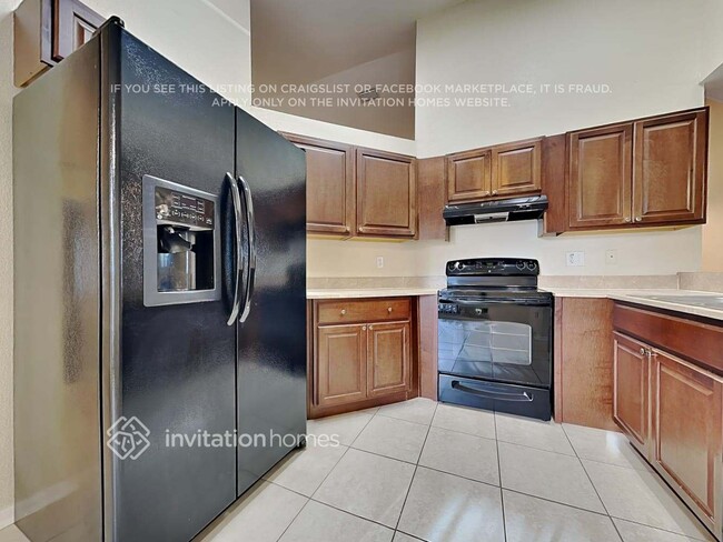 10109 Cornerstone Place, Riverview, FL 33569 - photo 7